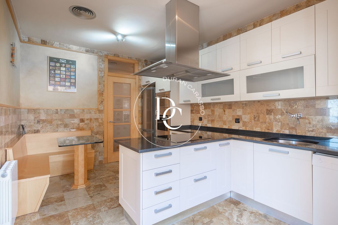Furnished holiday rental flat with sea views in Sitges