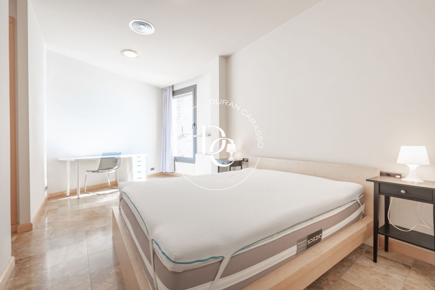 Furnished holiday rental flat with sea views in Sitges