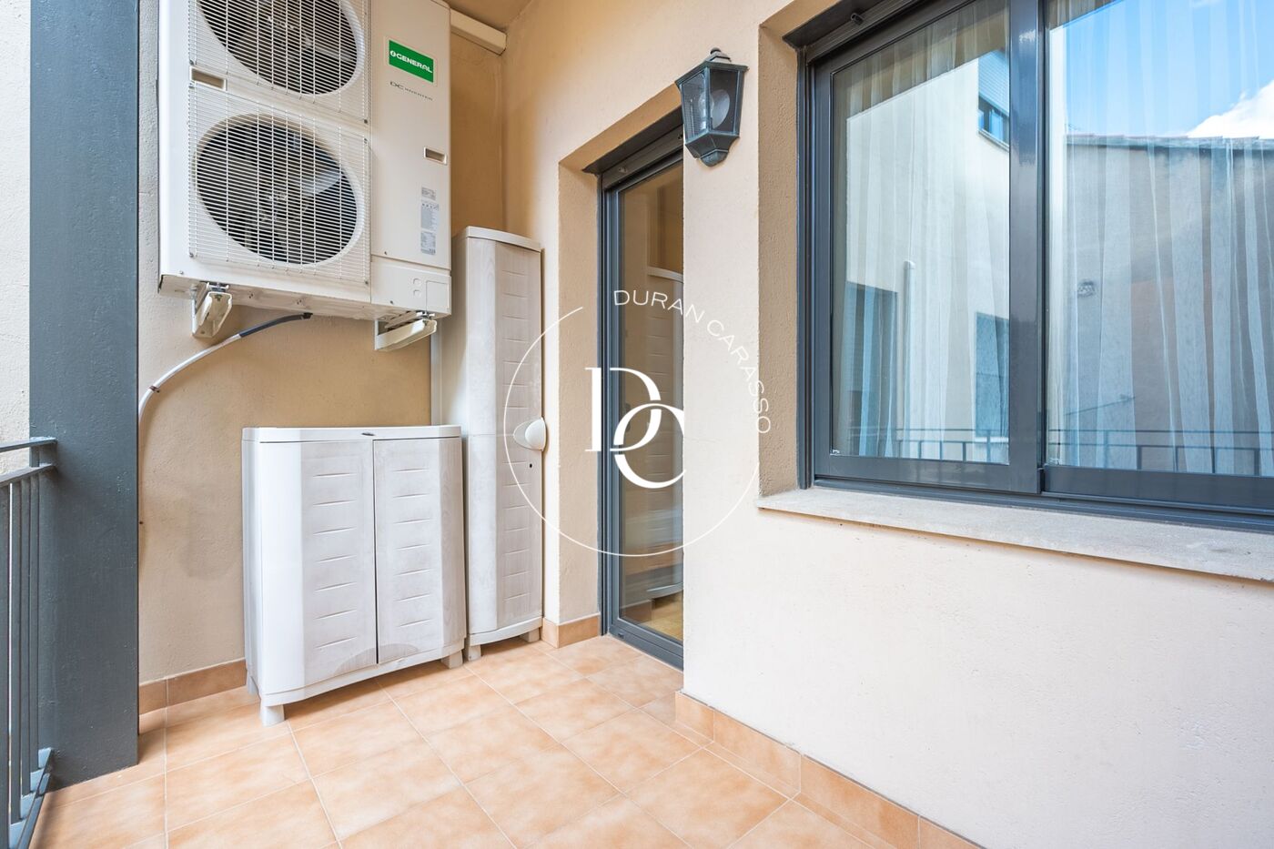 Furnished holiday rental flat with sea views in Sitges