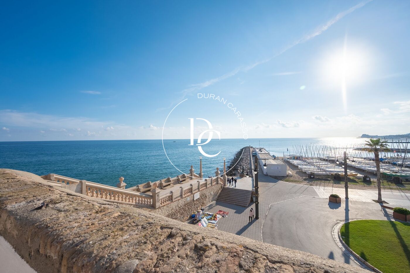 Furnished holiday rental flat with sea views in Sitges