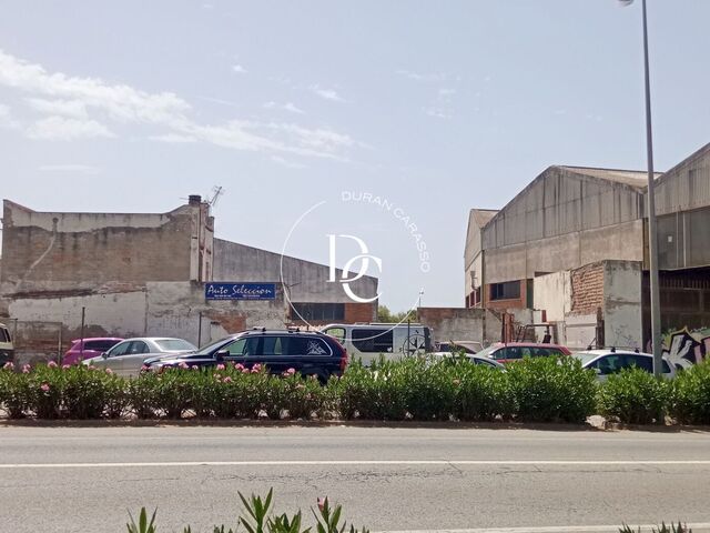 Solar industrial en venta en Vilanova i La Geltrú