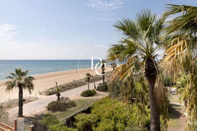 Ático dúplex en venta en Gava Mar
