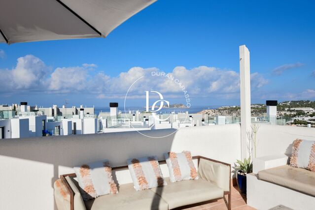 Casa adosada en venta en Cala Tarida, Ibiza