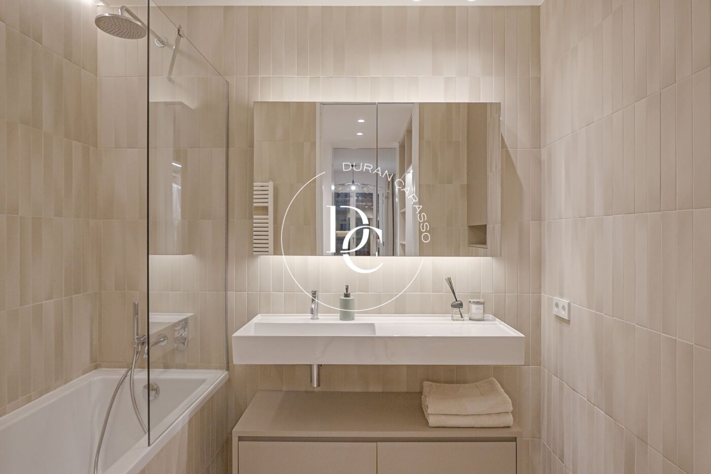 Exclusiva vivienda en venta en Rambla Catalunya