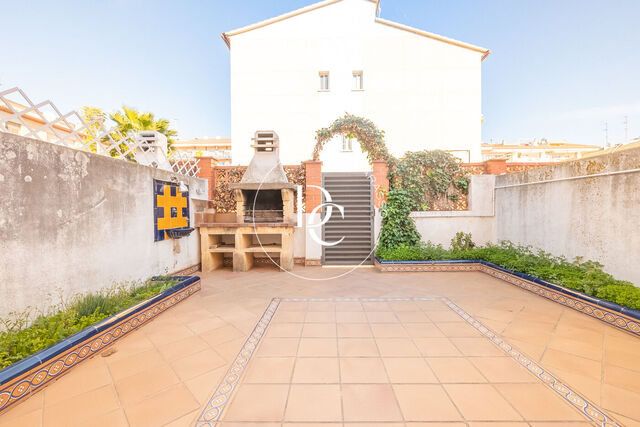 Casa adossada en venda a Vilanova i la Geltrú