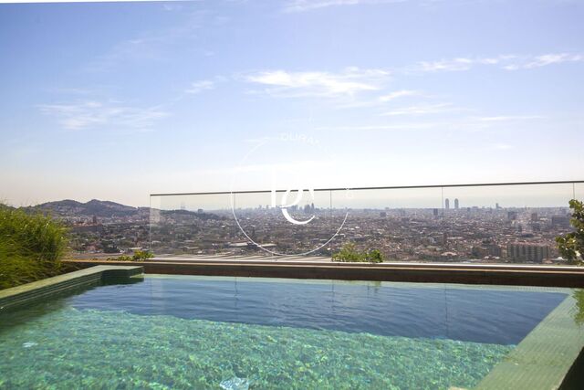 Maison de luxe de 839 m2 avec vues à vendre à Barcelona