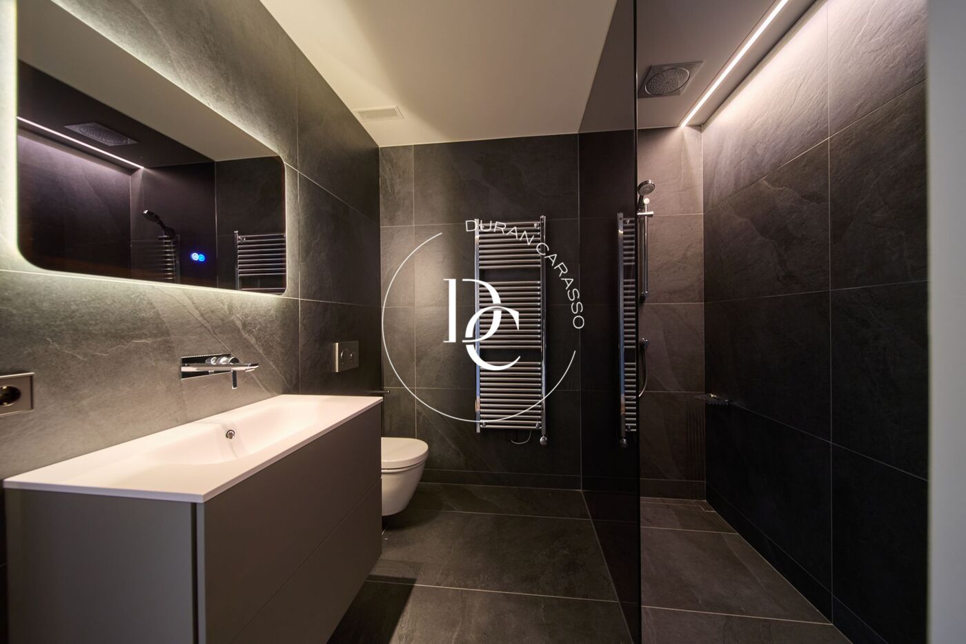 Piso en venta en Andorra la Vella, 2 habitaciones, 101 metros