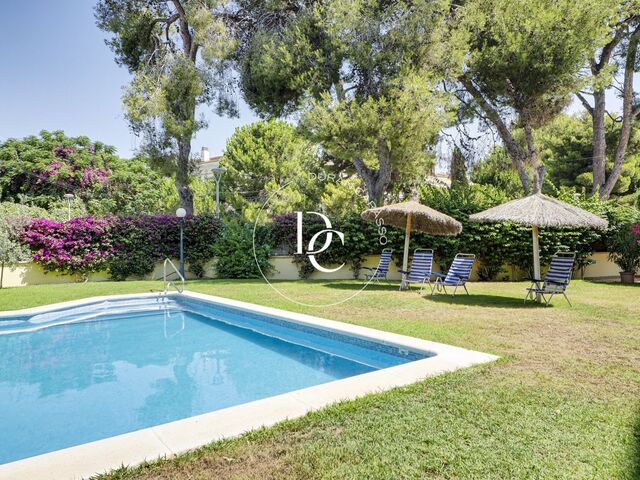 Spectacular Duplex Penthouse in the Prestigious Vinyet Area, Sitges