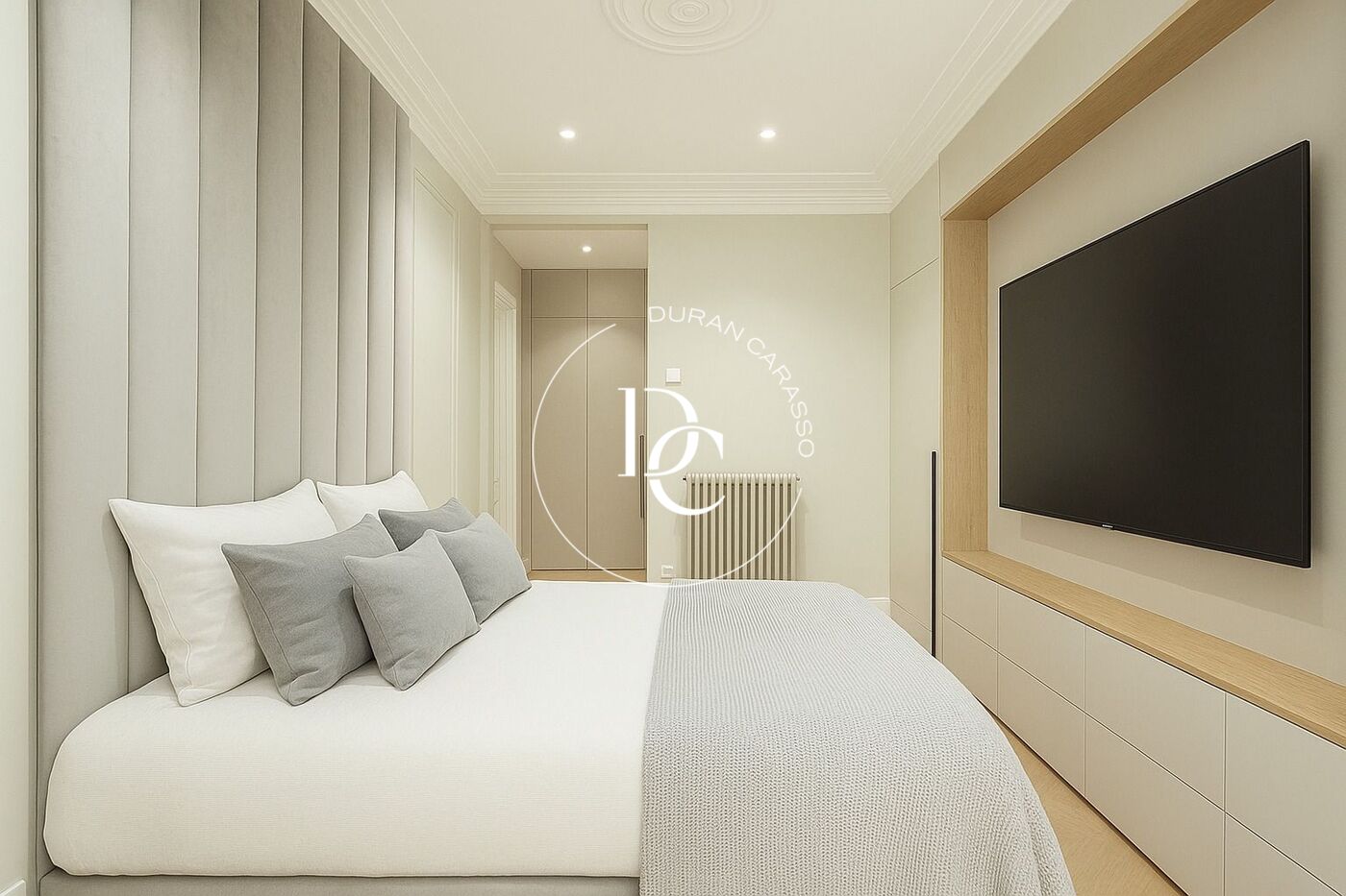 Luxury flat with views and terrace for sale in La Dreta de l'Eixample, Barcelona