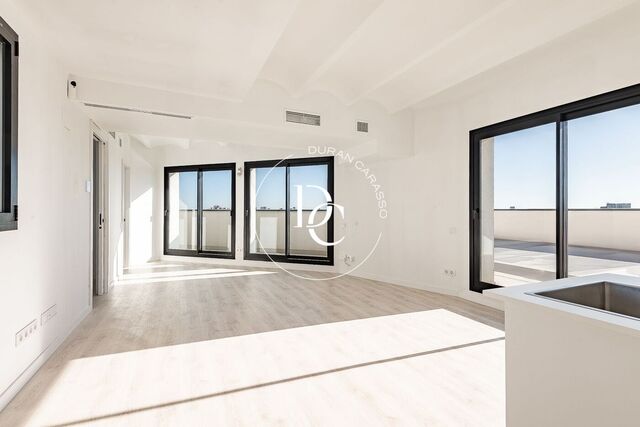 Atico en venta de obra nueva en calle Navas de Tolosa