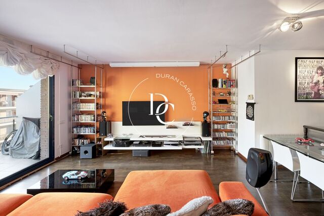Exclusivo dúplex con vistas a la montaña junto al Parque Natural de Collserola, Barcelona