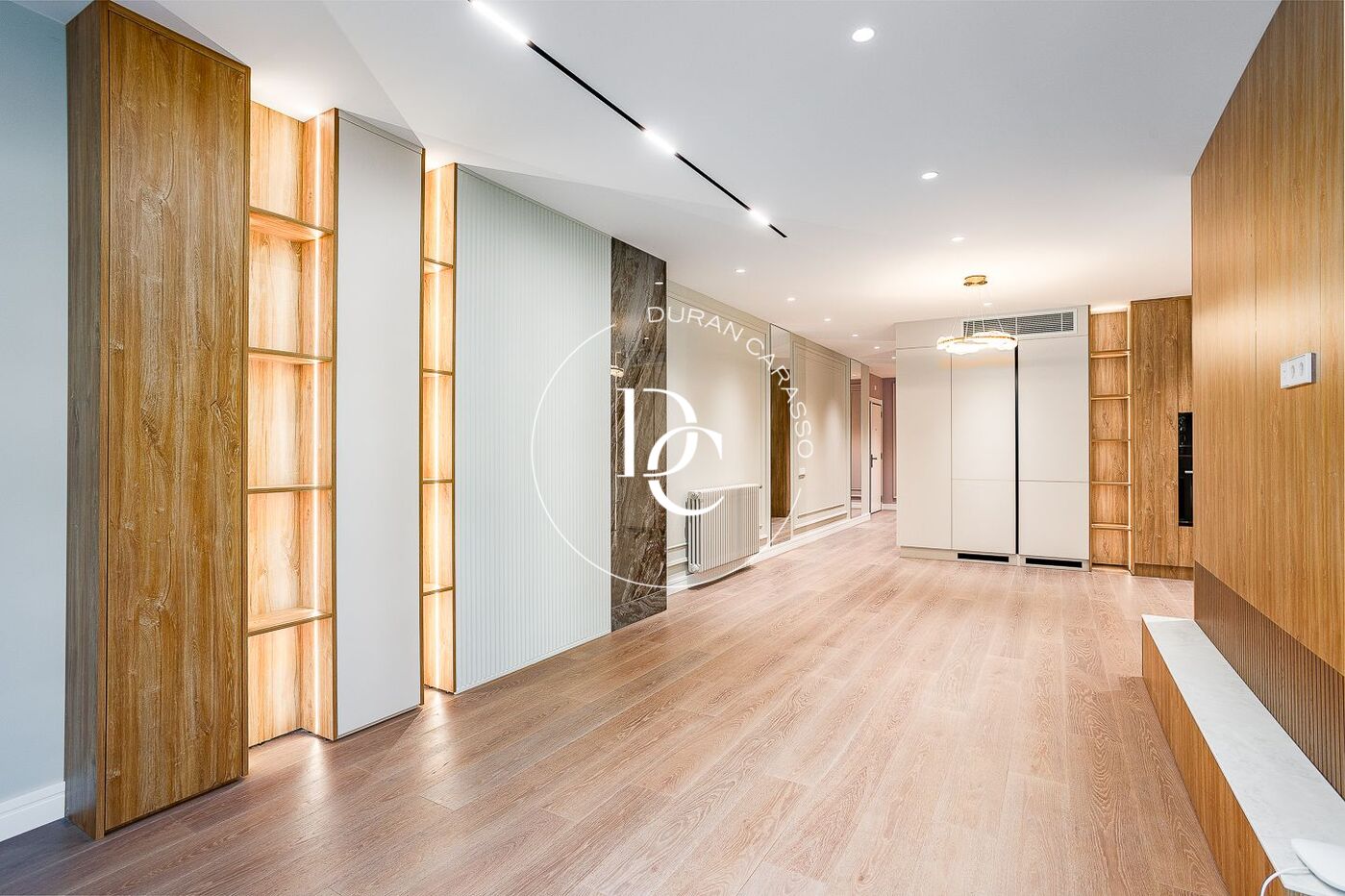 147 sqm luxury flat with views and terrace for sale in La Dreta de l'Eixample, Barcelona