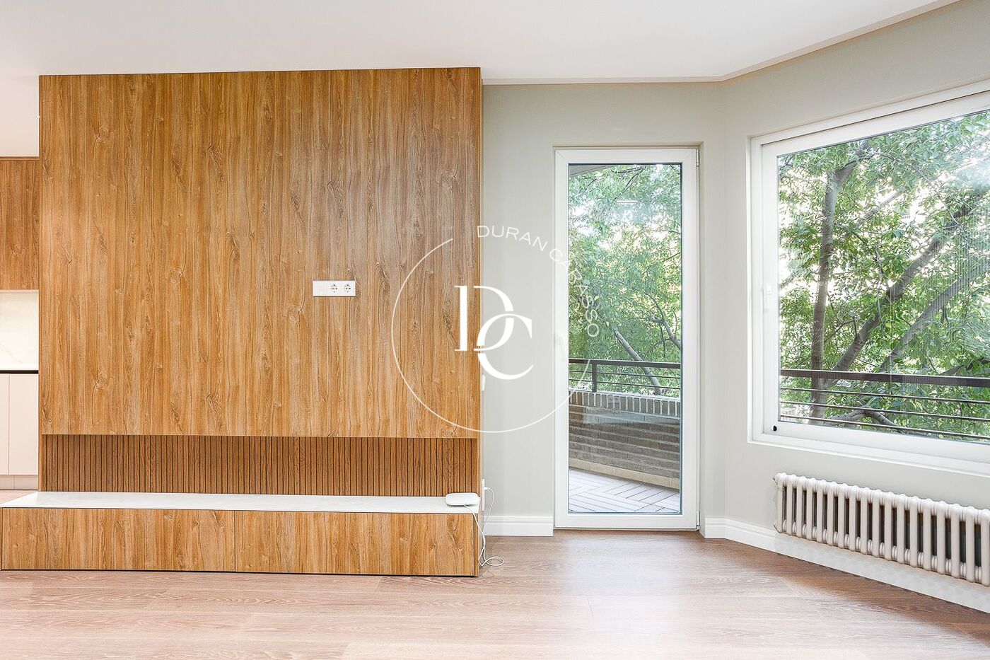 147 sqm luxury flat with views and terrace for sale in La Dreta de l'Eixample, Barcelona