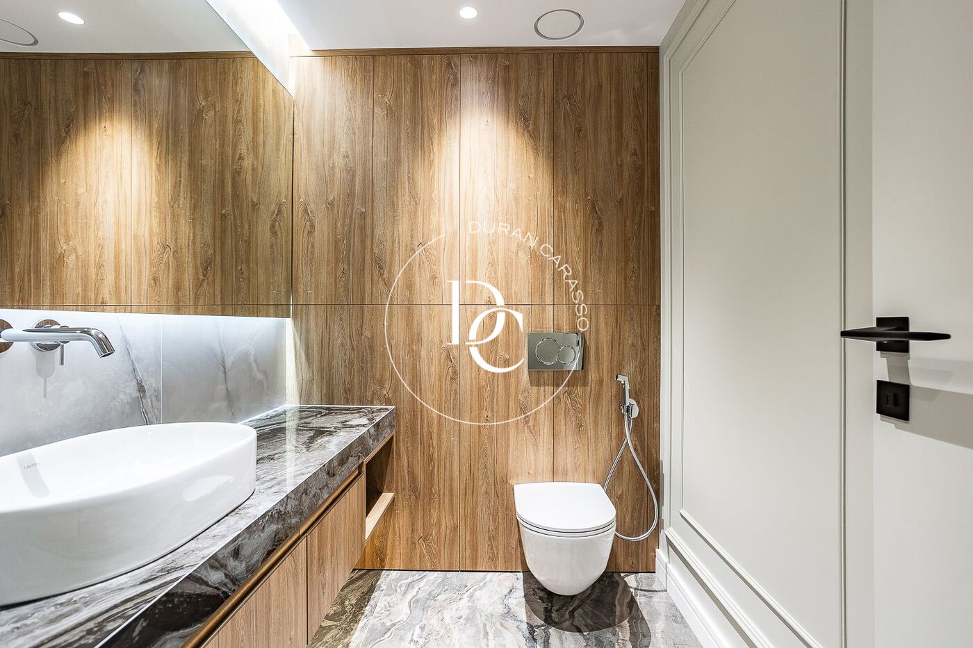 147 sqm luxury flat with views and terrace for sale in La Dreta de l'Eixample, Barcelona