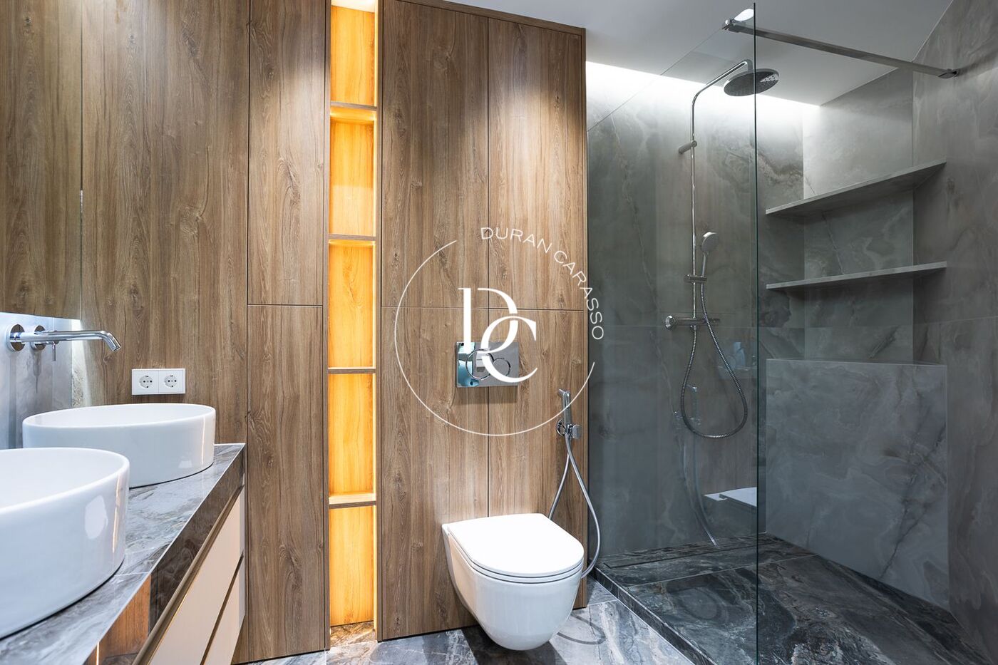 147 sqm luxury flat with views and terrace for sale in La Dreta de l'Eixample, Barcelona