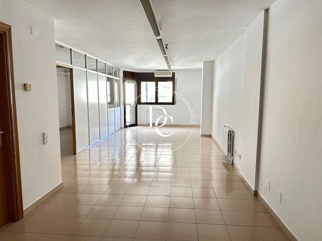 69.80 sqm office for rent in Andorra la Vella