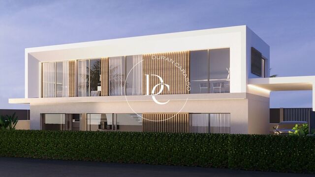 ESPECTACULAR CHALET DE OBRA NUEVA EN VENTA EN MAS ALBA 