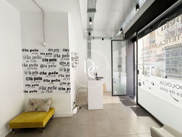 Local en venta en El Born, Barcelona