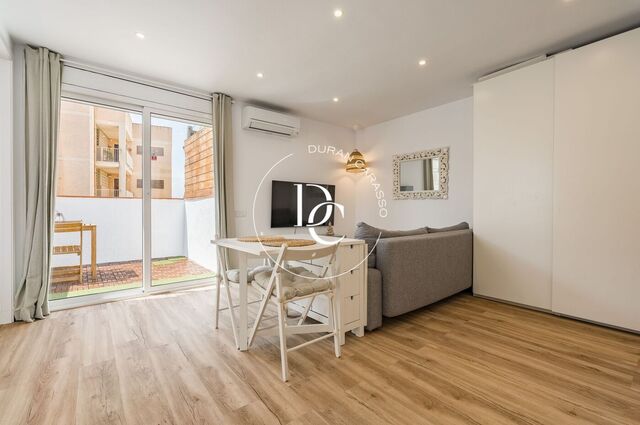 Precioso apartamento con vistas al mar en Vallpineda
