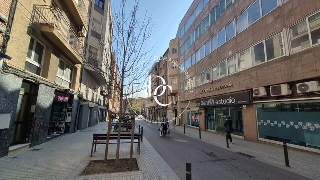 Edificio en venta en Santa Coloma de Gramenet
