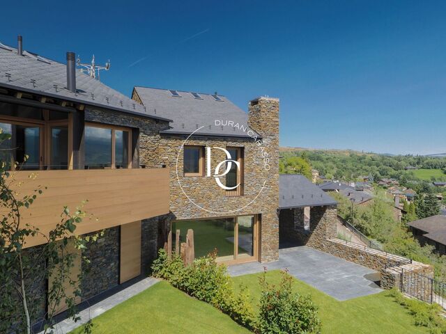 Espectaculares casas de obra nueva en venta en Bolvir