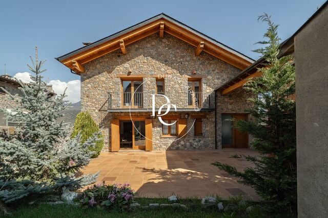 PRECIOSA CASA DE EN LA ZONA DE TALLÓ BELLVER