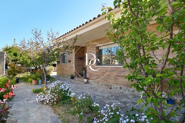 Casa a cuatro vientos en venta Quintmar, Sitges