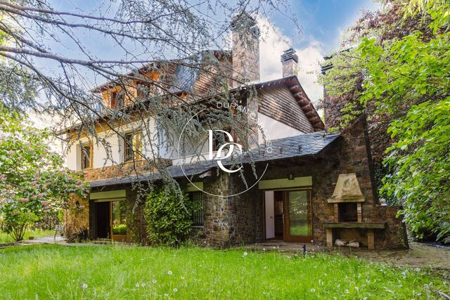 Casa individual en urbanización privada en venta en Sant Julià de Lòria