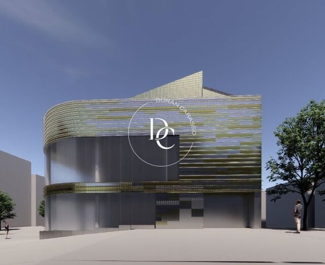 Exclusive large-format commercial premises on Avenida Carlemany