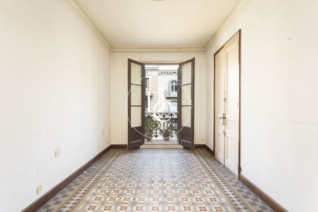 Espectacular pis per reformar a la Dreta de l’Eixample, Barcelona