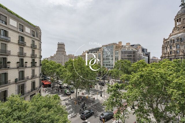 Exclusiva propiedad señorial en chaflán de Paseo de Gracia