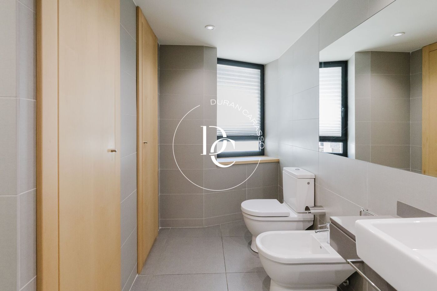 Piso de alquiler en Andorra la Vella, 2 habitaciones, 109 metros