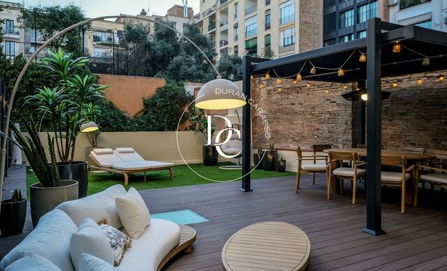 Encantador piso reformado y luminoso con doble orientación en l’Eixample