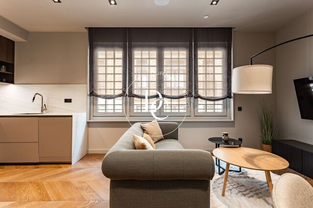 Bonito apartamento céntrico en venta en Via Laietana, Barcelona