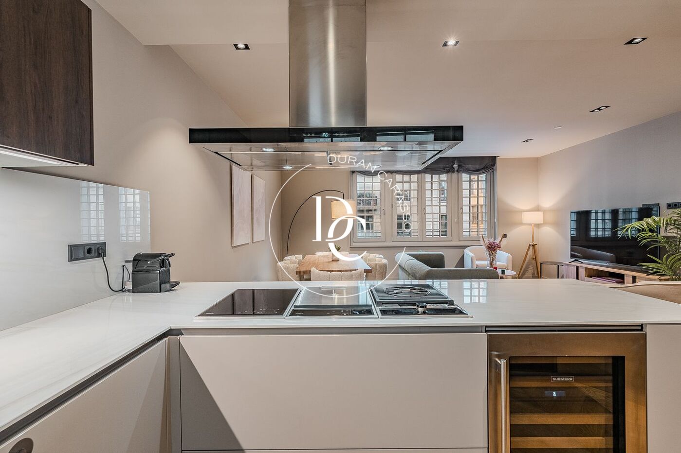 Spectacular renovated apartment in historic El Born