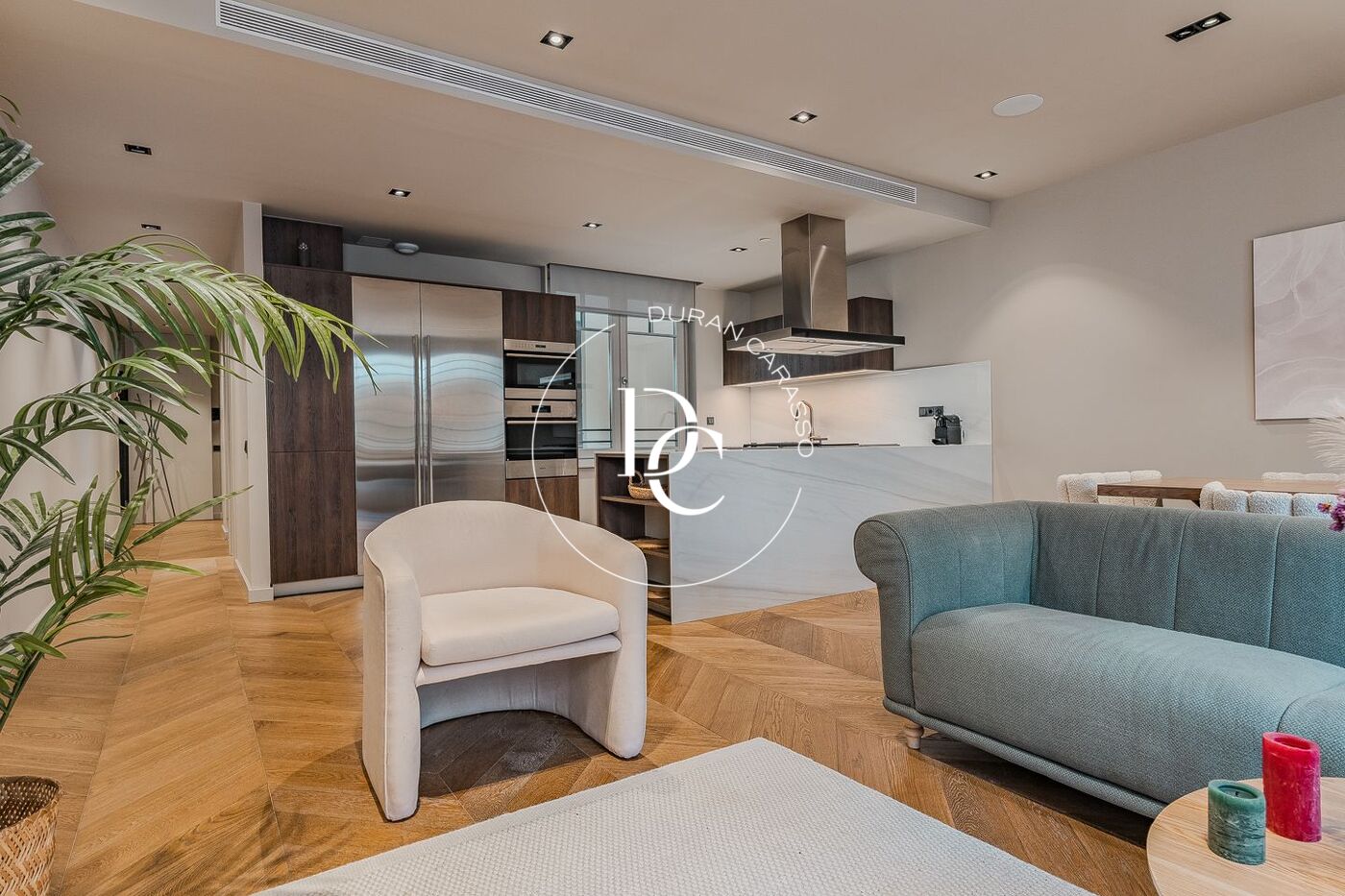 Spectacular renovated apartment in historic El Born