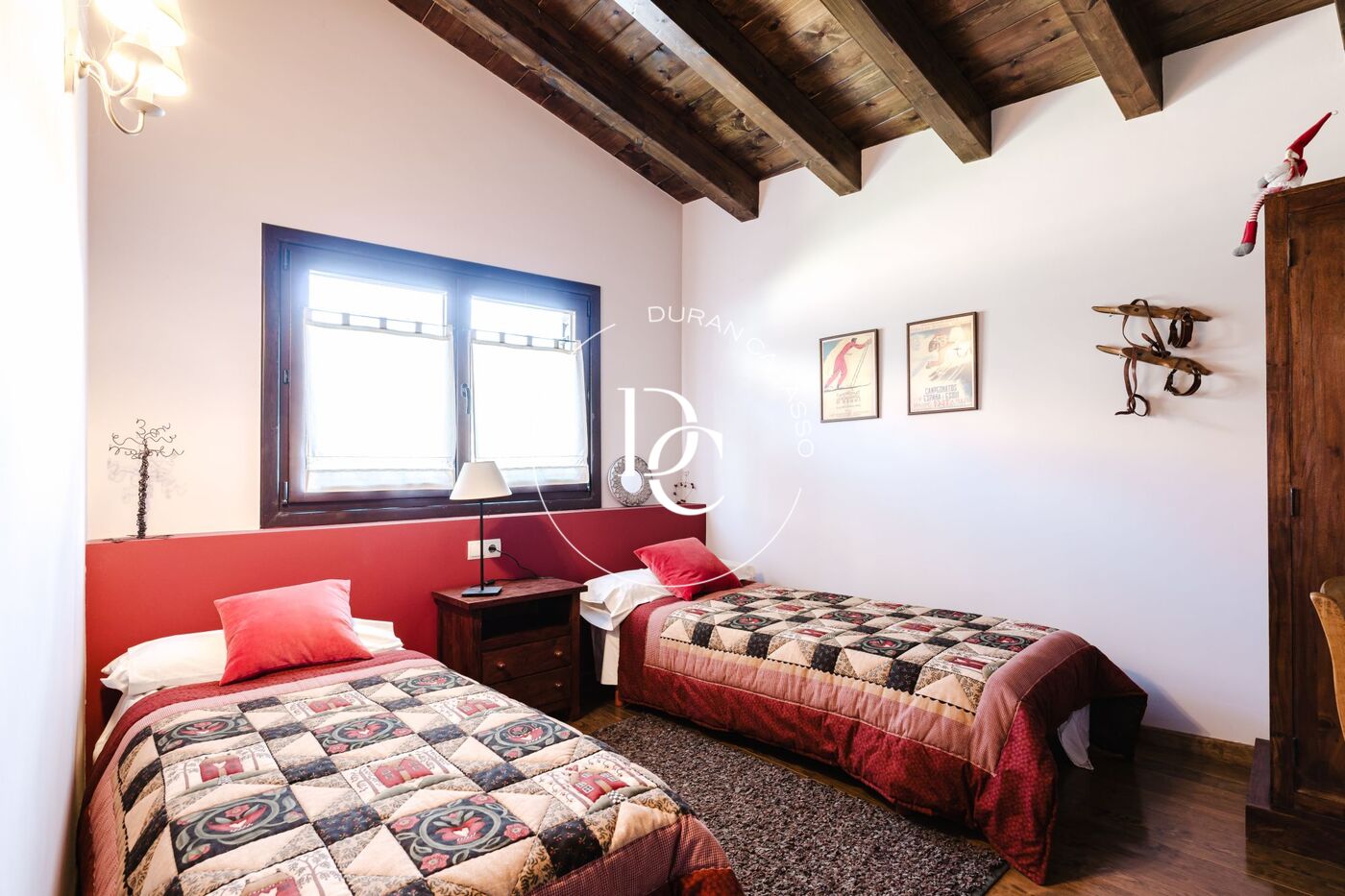 Bonita casa unifamiliar con jardín en La Molina