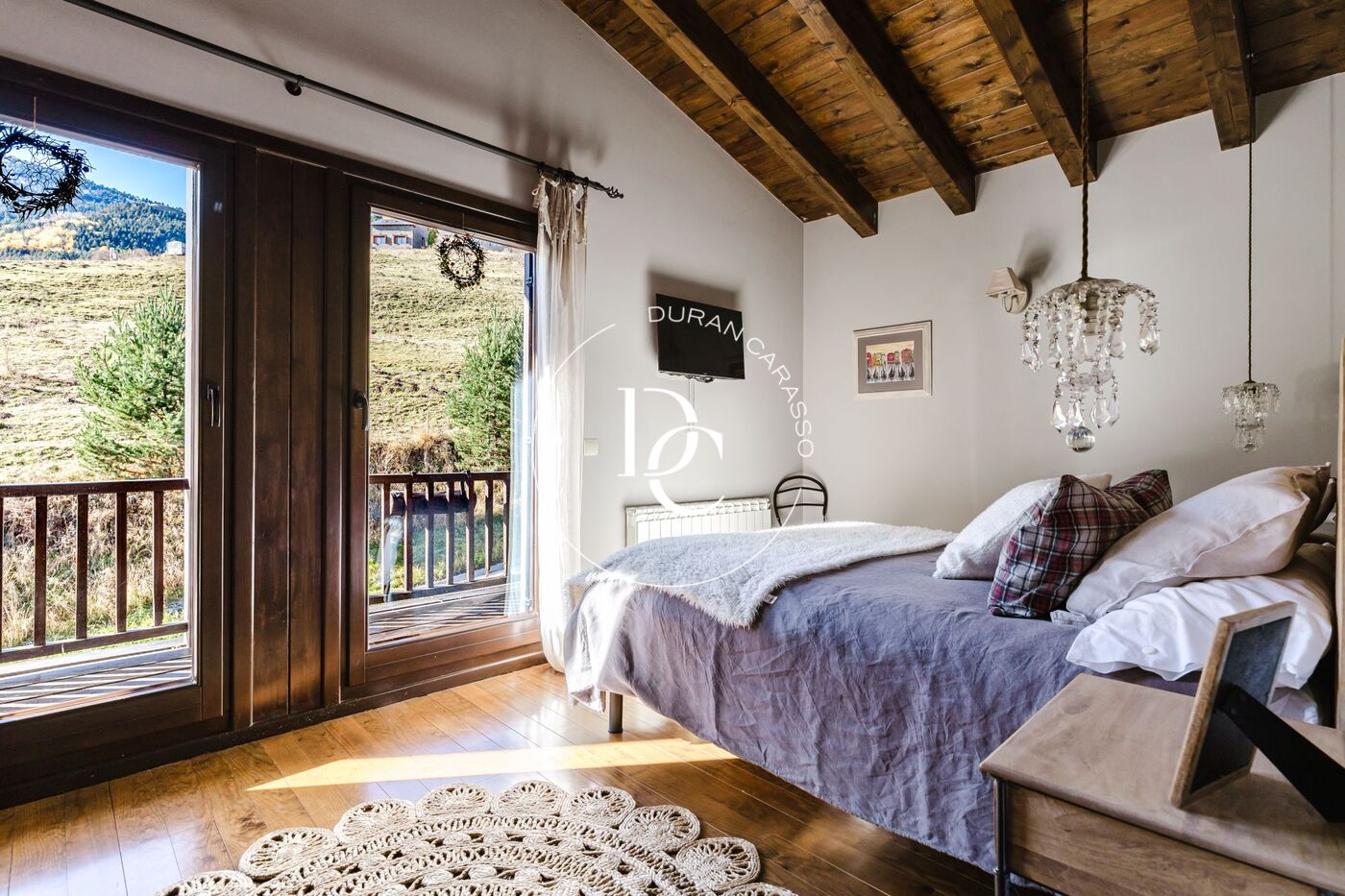 Bonita casa unifamiliar con jardín en La Molina