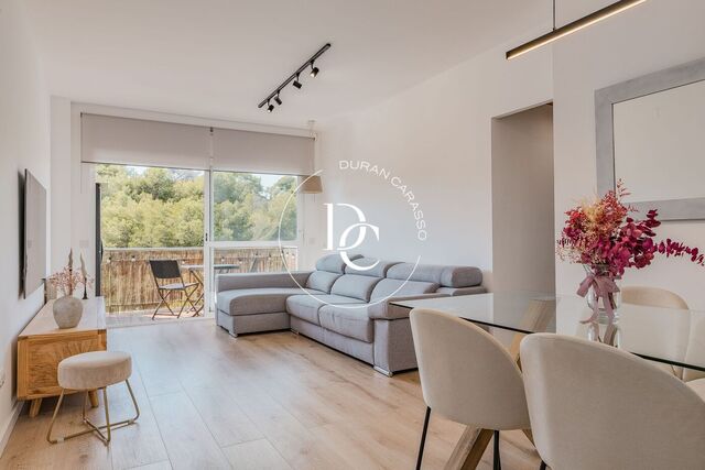 Appartement rénové de 3 chambres avec terrasse à Vilanova i la Geltrú