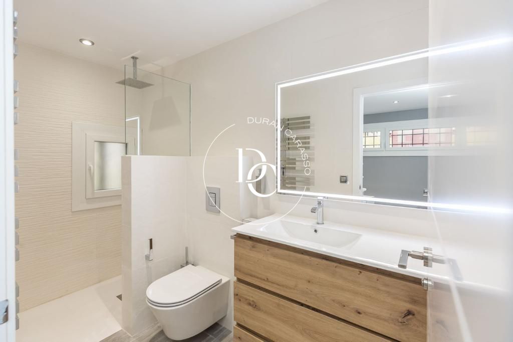 Luminosa planta baja en venta en Alp, Cerdanya