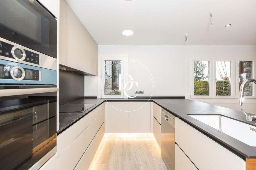 Luminosa planta baja en venta en Alp, Cerdanya