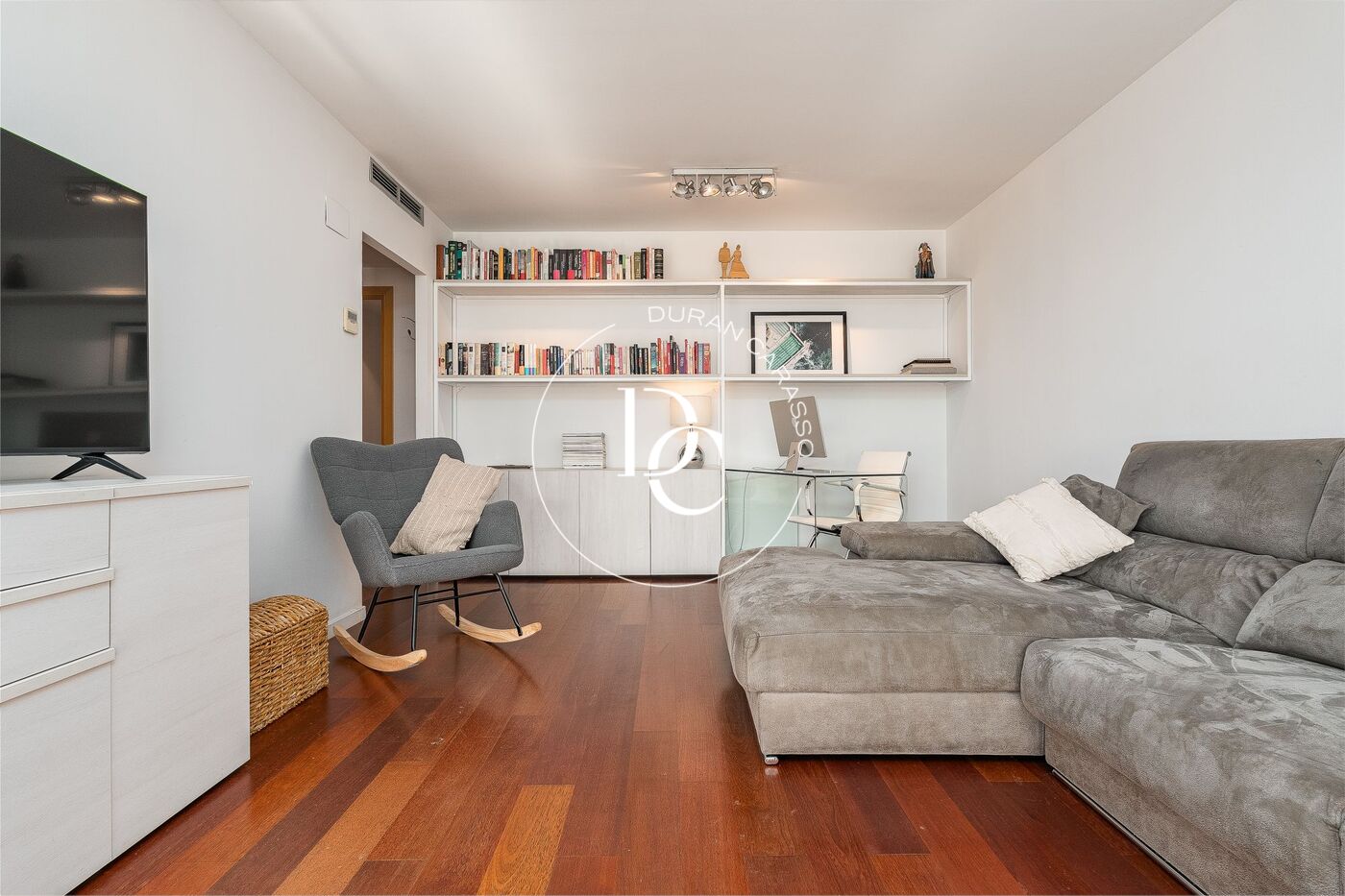 Luminoso piso en venta en Vilanova y la Geltrú