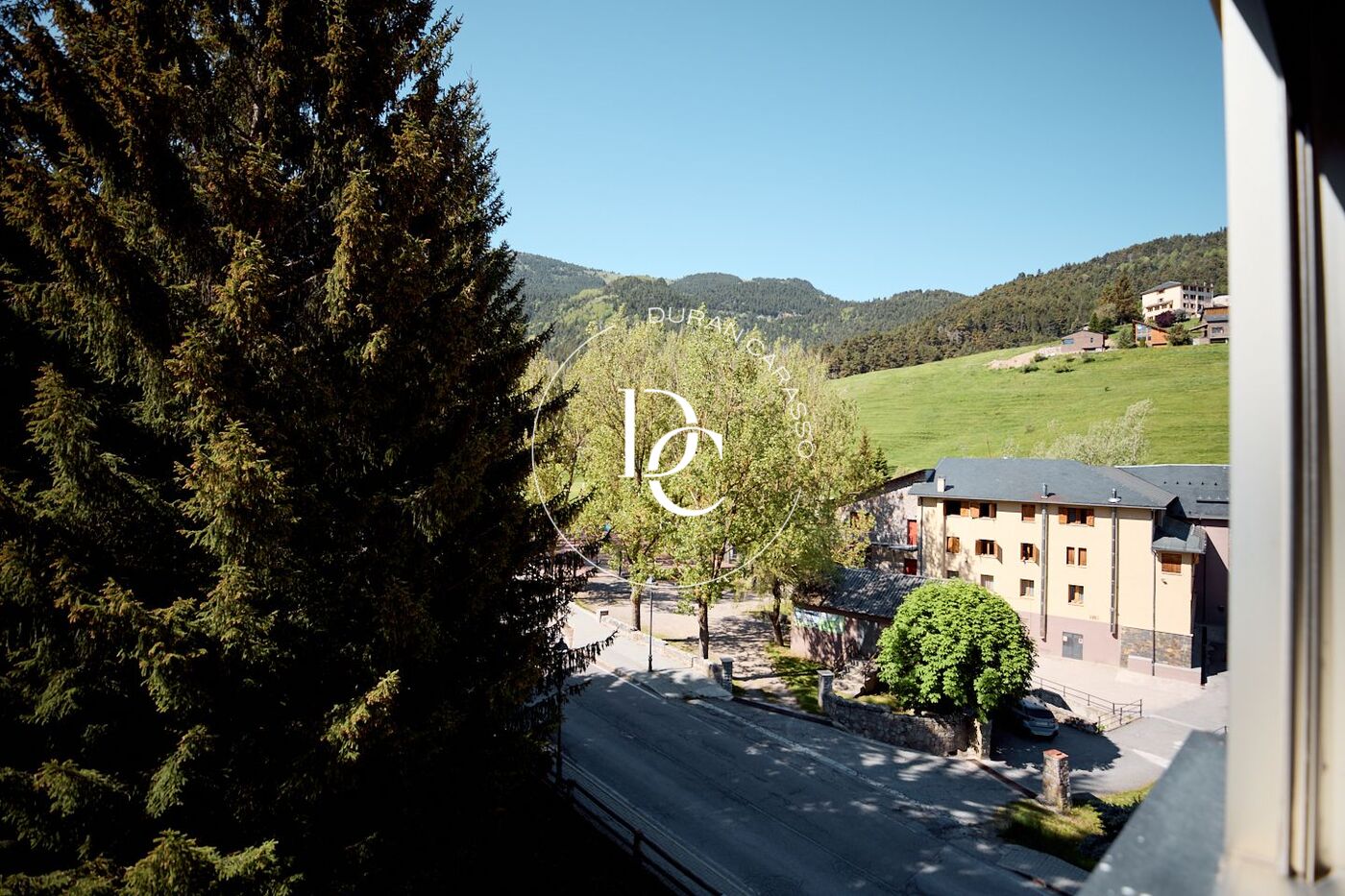 Duplex en venta en La Molina con licencia turistica