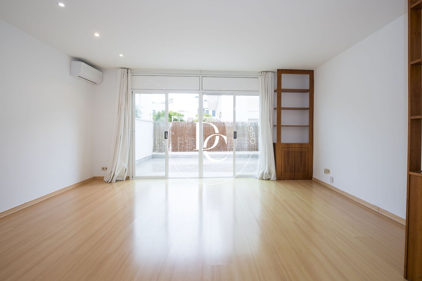 Beau et chaleureux duplex à vendre à Can Pei