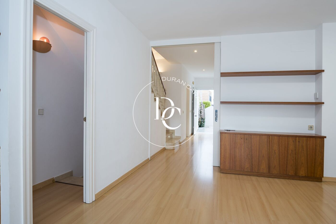 Beau et chaleureux duplex à vendre à Can Pei