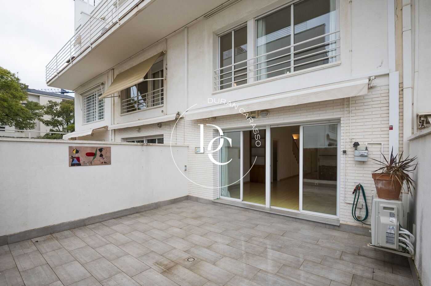 Beau et chaleureux duplex à vendre à Can Pei