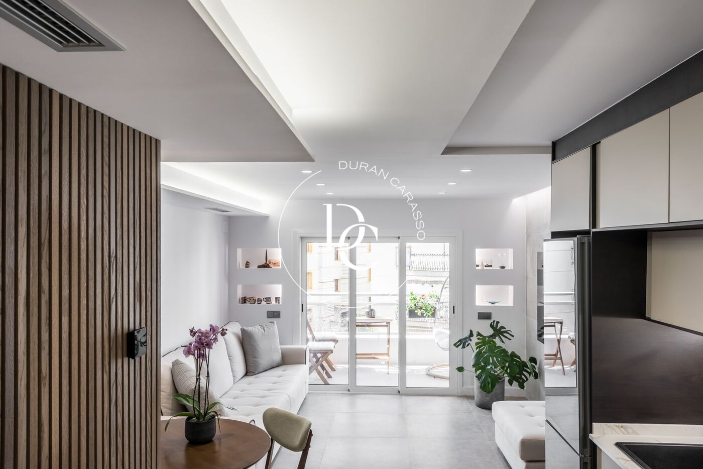 Piso de diseño en venta en segunda línea de mar en Calafell