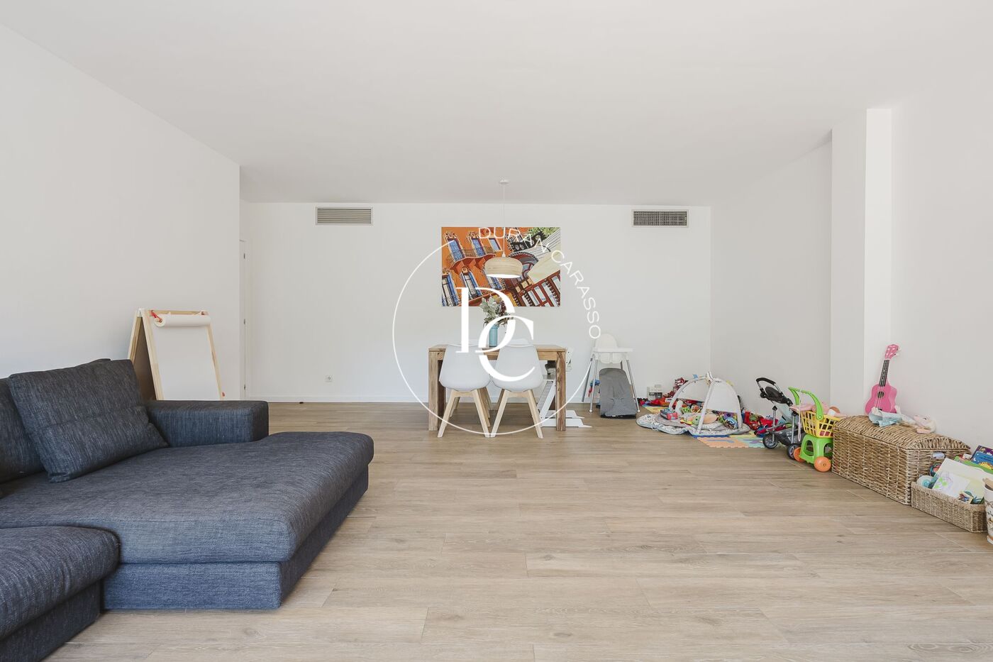 142 sqm flat with pool and terrace for rent in Sitges
