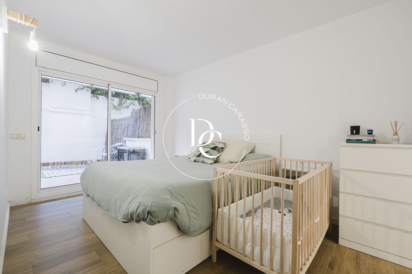 142 sqm flat with pool and terrace for rent in Sitges