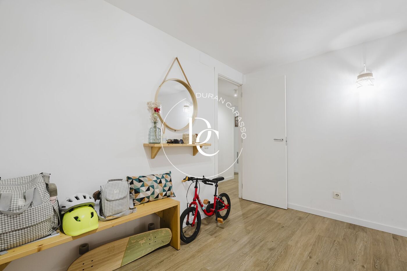 142 sqm flat with pool and terrace for rent in Sitges